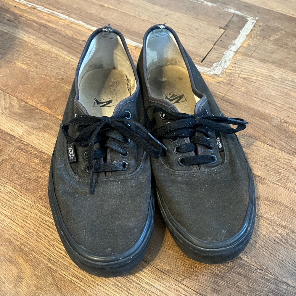 Vans Black Canvas Low-Top Sneakers